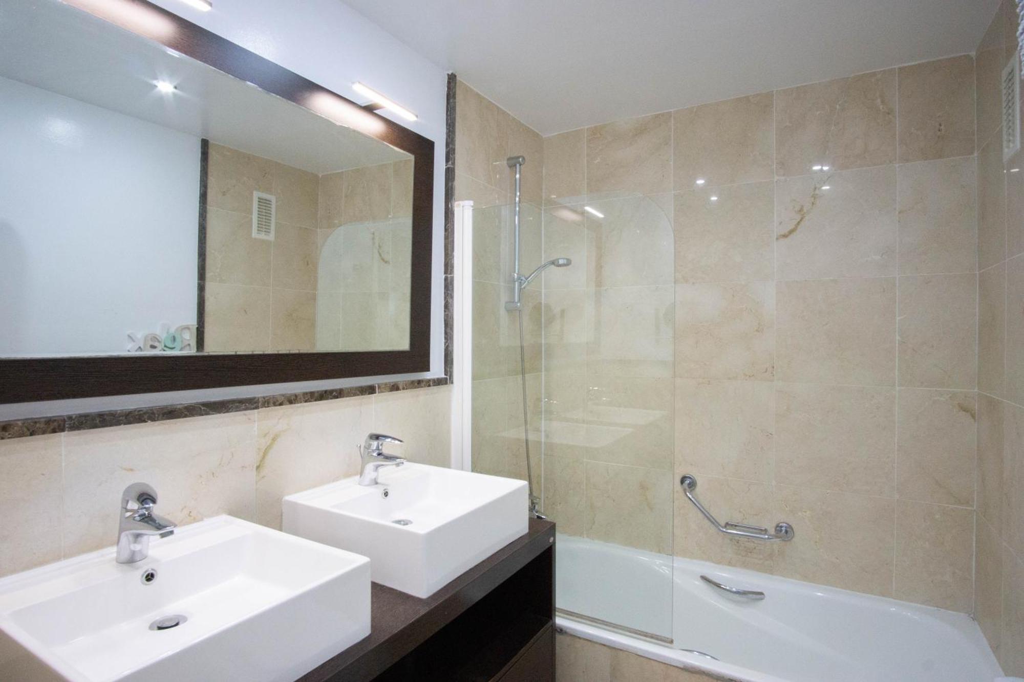 Beautiful Apartment With Stunning Sea Views And A Large Terrace! Torrox Extérieur photo