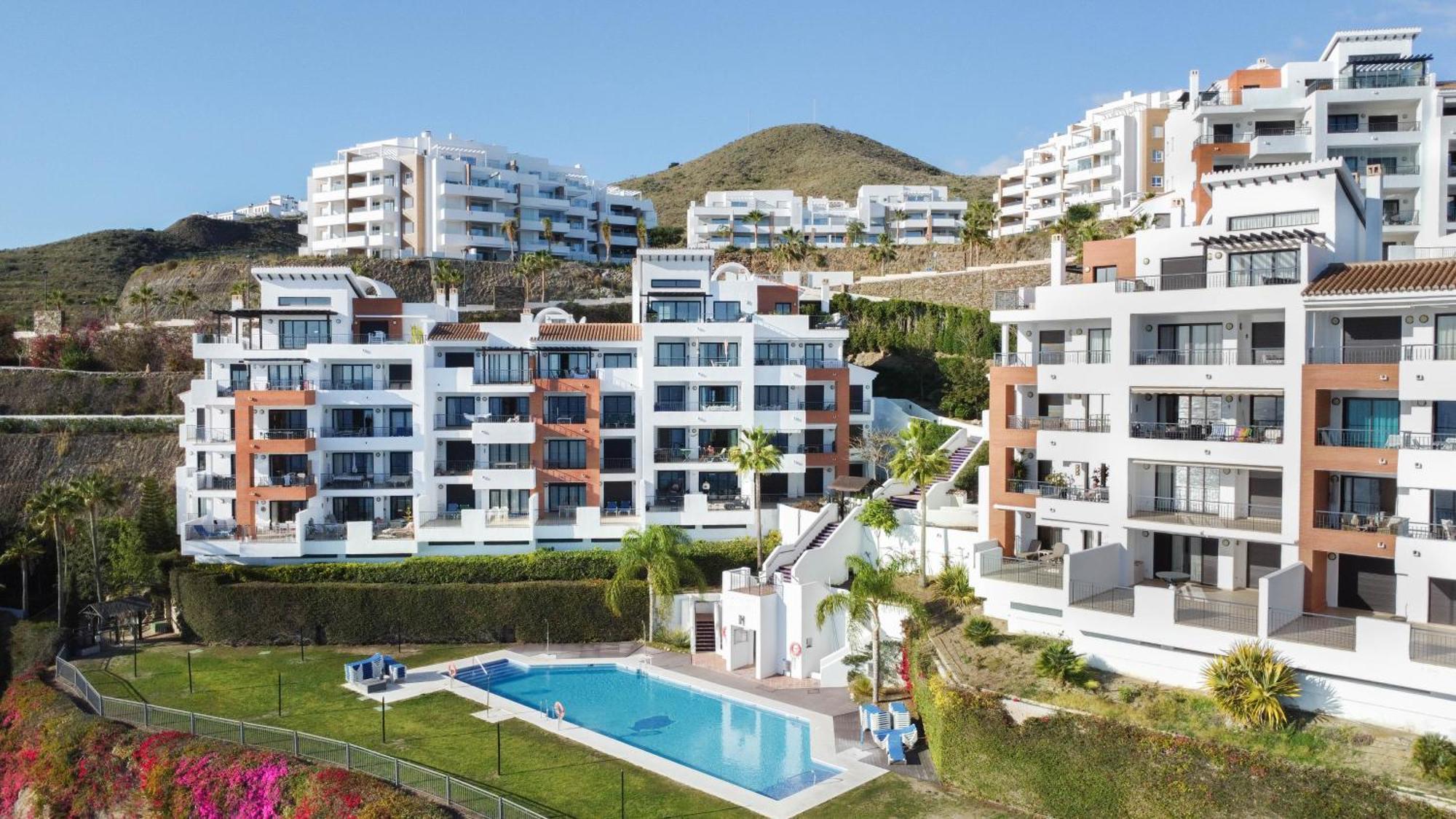 Beautiful Apartment With Stunning Sea Views And A Large Terrace! Torrox Extérieur photo