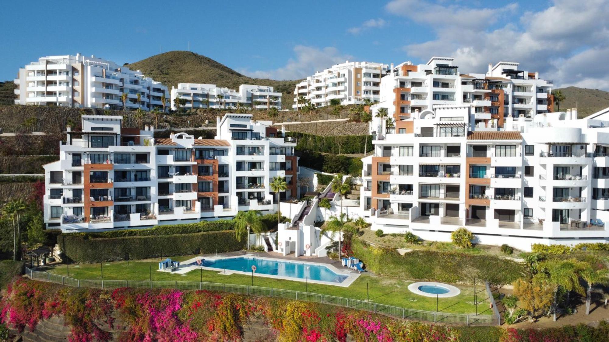 Beautiful Apartment With Stunning Sea Views And A Large Terrace! Torrox Extérieur photo